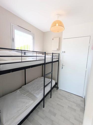 AS27122-Studio cabine et parking privé à 200m mer