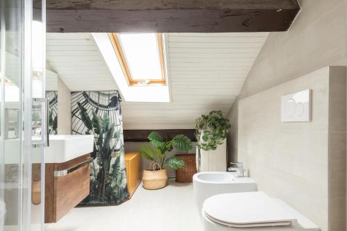Design in legno & atmosfera calda Bilocale 20m dai Navigli
