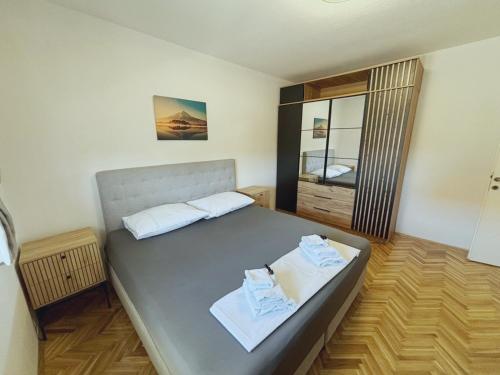 Apartman Luci - Private Heated pool