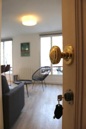 Studio rénové au coeur de Paris