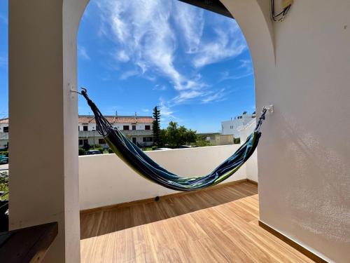 Sun Family Retreat at Ria Formosa