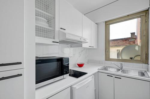 Juan-les-Pins Centre, Parking, terrasse, 1 chambre