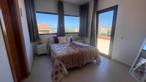 VILLA EXIRE
