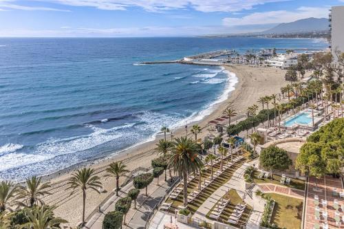 Beachfront Oasis in Marbella Centre
