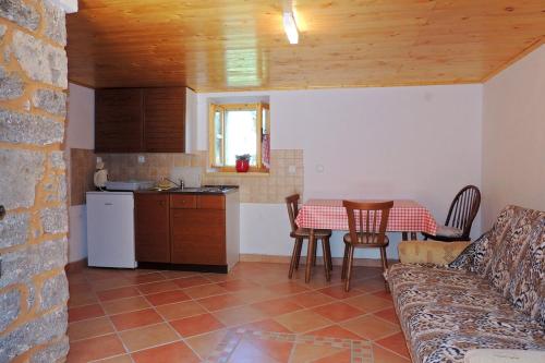 Countryside apartment MILA for two