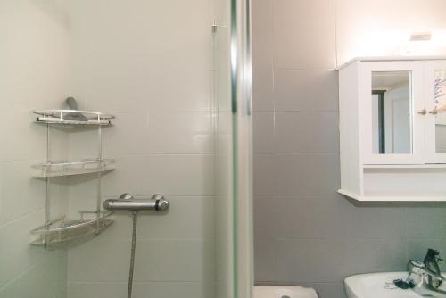 WELCS APARTAMENTO 333 EMP terraza con vistas al canal