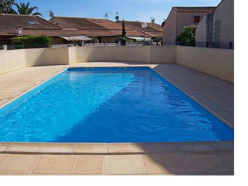 AGENCE JF IMMO-Villa de vacances 6 pers avec piscine proche plage - V0818