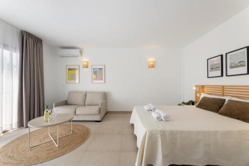 Villa Los Altos Brisa 11B by Escape Home