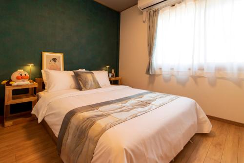 NOOK OSAKA Entire House 6 min to Tennoji, Direct to KIX, 6 Guests