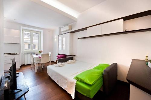 San Giovanni apartment near the Basilica