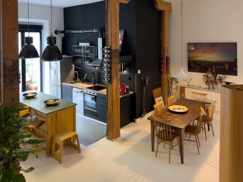 Exclusive Duplex -Terrace-2Bdrs 1Bath-Atocha