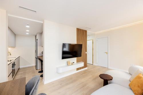 Casa de Sol: Luminous 2B/2BA 15' to Bernabéu