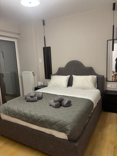 Spacious 2-Bedroom Apartment in Paleo Faliro, Athens