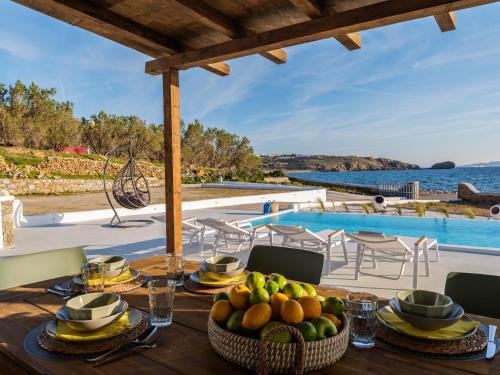 Villa Kynthia Mykonos - 2 bedroom apartment with Private Pool