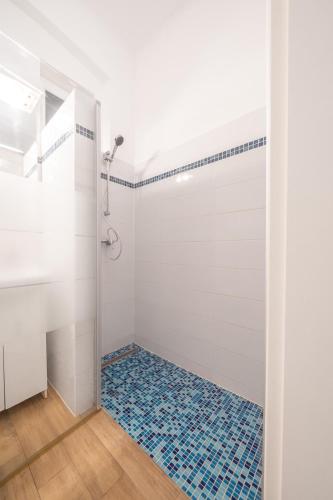 Danube apartment in ambient style with smart TV