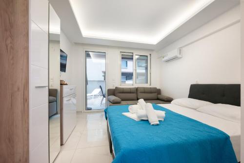 Azure Boutique Studios Paralia