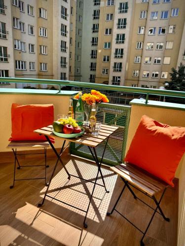 Elegant 1Bed Room Condo, Prime Warsaw Location