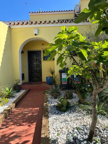 Casa Amarela