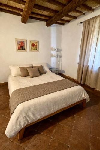 Navona Fox House 3