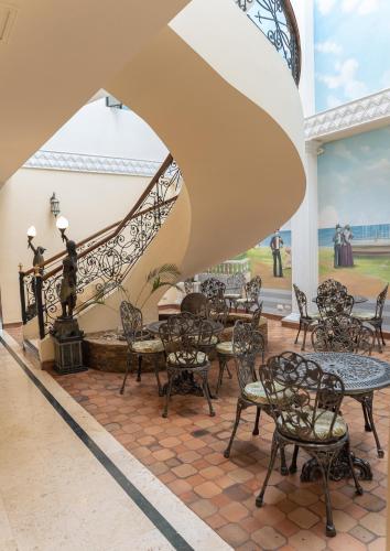 Hotel Castilla Real — Property building
