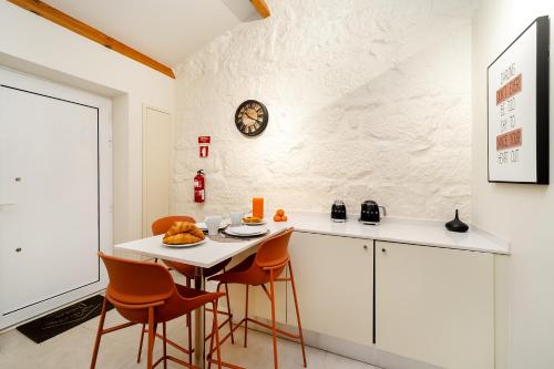 Douro Prestige Studio with Private Sunny Backyard