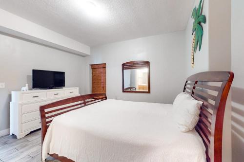 Tropic Winds 901 photo 24