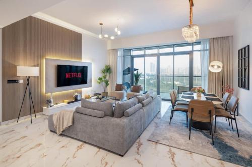 Elite 4BR All Golf View Bedrooms Vida Hills