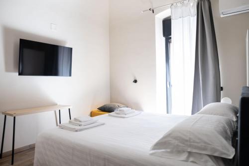 Elegant apartment few steps from Bari's heart by Pausa Stays photo 9