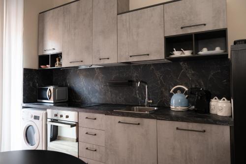 Elegant apartment few steps from Bari's heart by Pausa Stays photo 5