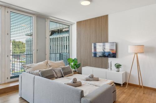Foto COMFORT HOMES - Premium Apartments - 15' Lucerne - Washer & Dryer - Public Transport - Parking 6