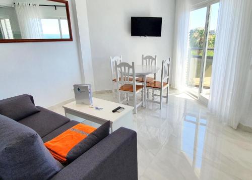 SKOL 521. Fantastic Studio on the Beachfront for Holiday Rental.