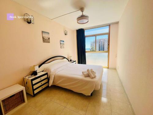 1a Línea playa,vista al mar y piscina Mediterráneo -BookApartments