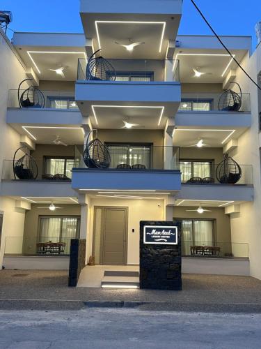 MarAzul Luxury Suites