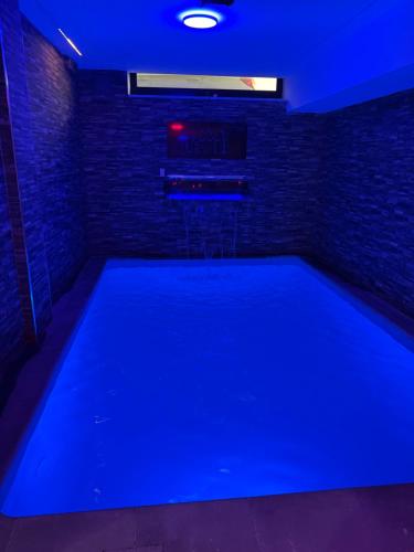 Foto dalla galleria di N3XT-LEVEL Pool a Praia