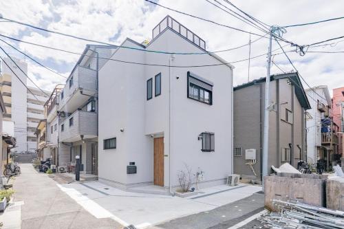 とうか 屋上テラス付きのバスタイム 新築戸建て ベッド4台 最寄り駅3路線で便利なお宿