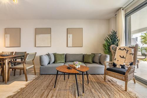 Vanian Gardens - 3BR with garden