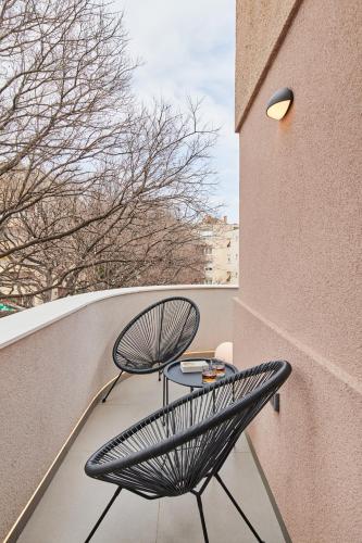 Vibrant downtown apartment with balcony