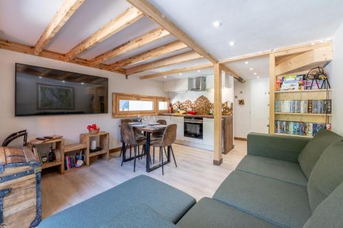Grand Roc B221 - 260m from Slopes, View, Parking & WiFi - Happy Rentals