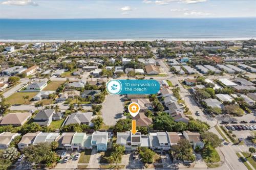 an aerial view of a suburb with a street sign at 10 Colonial Drive in Cocoa Beach