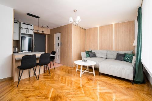 Wola Anielewicza Deluxe Studio by BookingHost