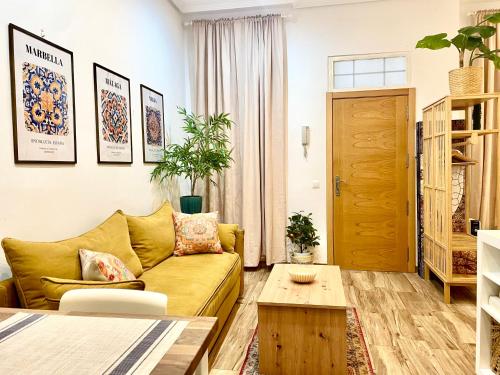 Quiet Studio in Málaga Old Town, walk everywhere