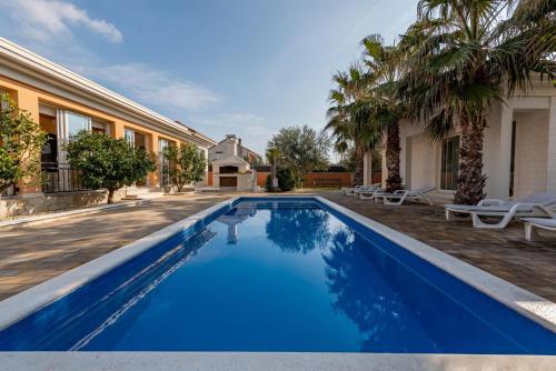 Villa Grand Slam - Luxury Pool & Tennis