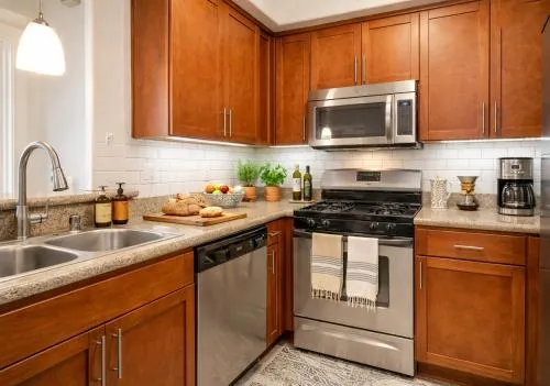 Luxury 1BR & 2BR Near Venice Beach MDR Retreat with Pool & Spa photo 38