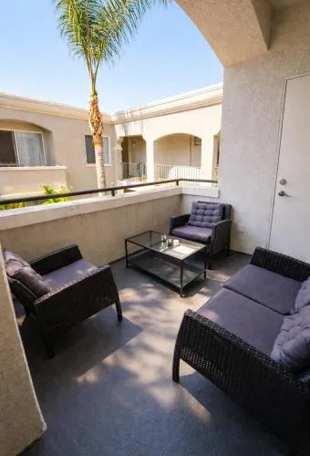 Luxury 1BR & 2BR Near Venice Beach MDR Retreat with Pool & Spa photo 36