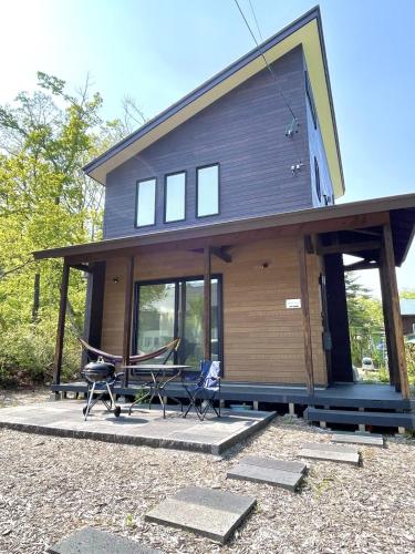 Cascade Chalet by Morino