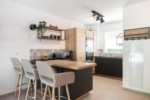 Villa Eden - Maison de ville au coeur de Menton, plage à 7 minutes