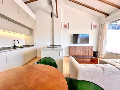 Penthouse with Terrace & Finca Roja Views