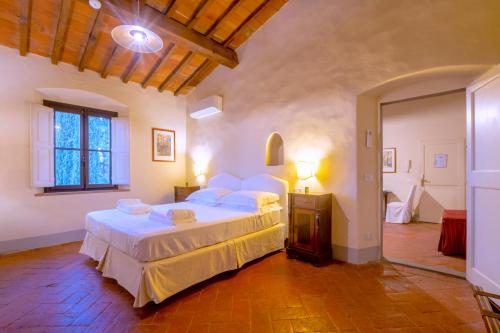 Le Piazzole Collection