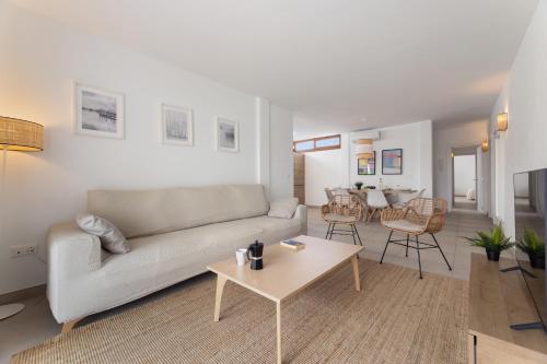 Villa Los Altos Brisa 11B by Escape Home