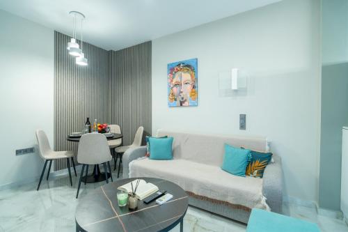 A living skg 2 Quiet Luxury